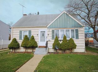 180 Stone Street, Elmont, NY 11003