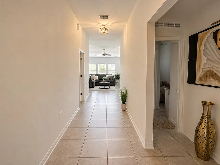 792 Reggie Rd — Photo 5