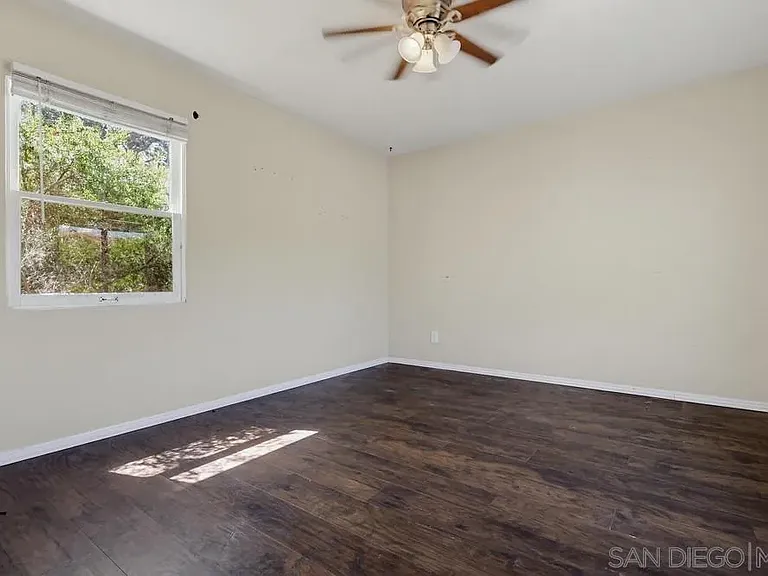 3328 Harbor View Dr — Photo 22