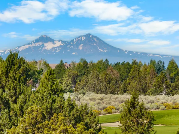 65765 Pronghorn Estates Dr Lot 24, Bend, OR 97701