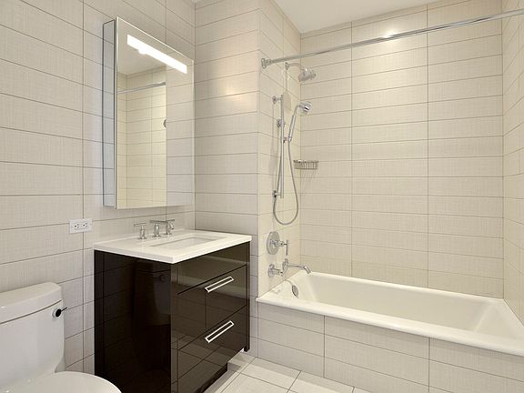 5th image of 227 W 77th St APT 15C