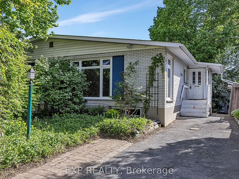 21 Southview Cres — Photo 38