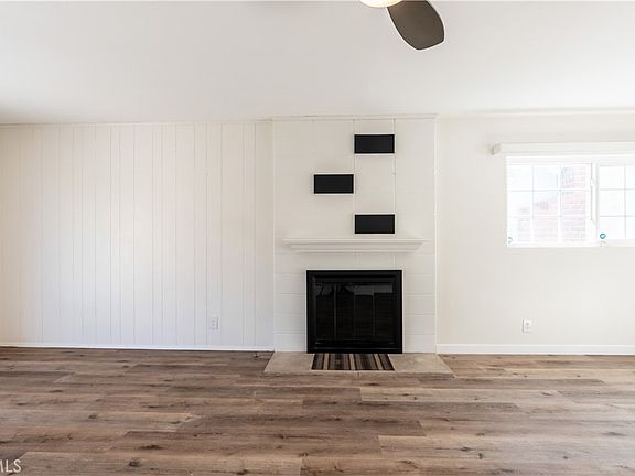 5th image of 1546 W 186th St