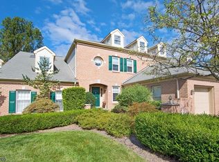 4 Pippins Way, Morristown, NJ 07960