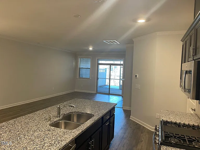 852 Money Island Pl — Photo 6