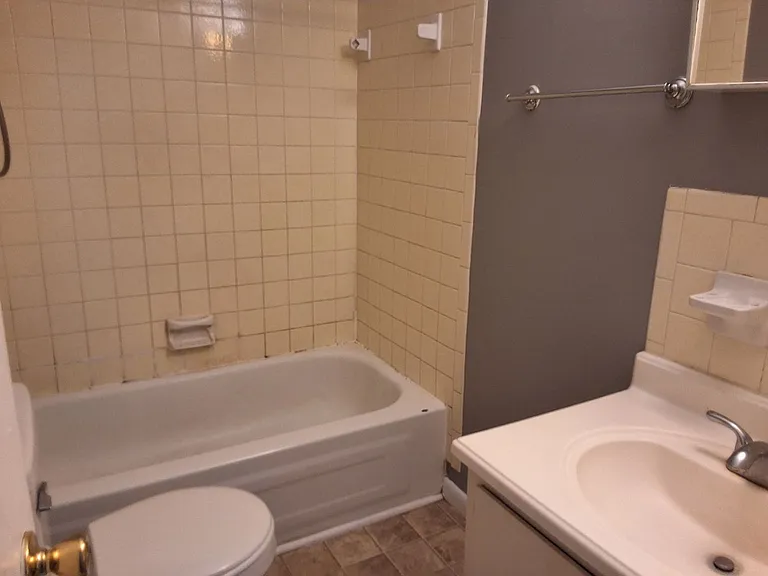 1178 Lois Ln — Photo 13
