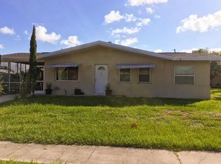 166 SE Entrada Ave, Fort Pierce, FL 34952