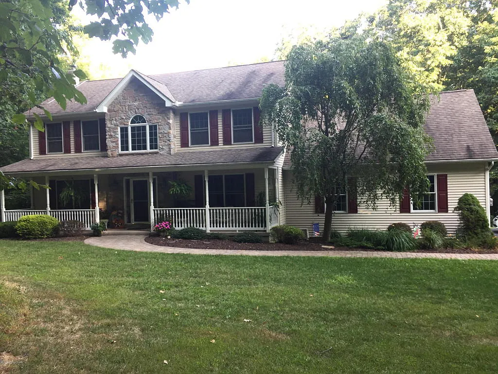 5232 Birchwood Dr photo 1