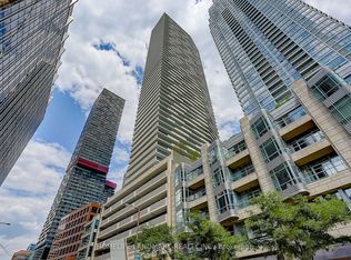 2221 Yonge St #1904, Toronto, ON M4S 0B8