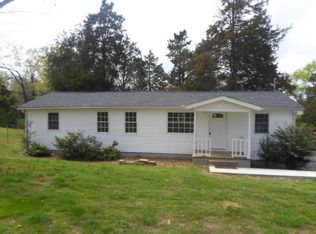 498 Cathey Rd, Wartrace, TN 37183