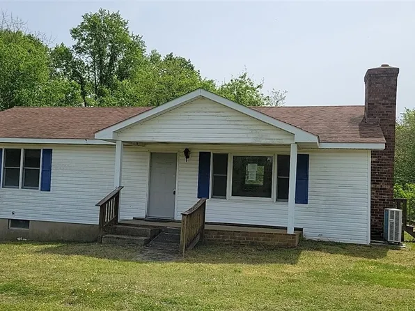 388 Coan Harbour Dr, Lottsburg, VA 22511
