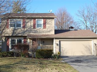 26718 Sheringham Rd, Perrysburg, OH 43551