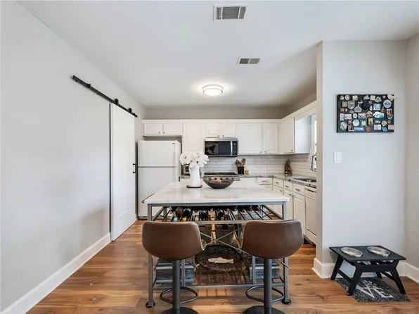81 Mount Vernon Cir, Atlanta, GA 30338