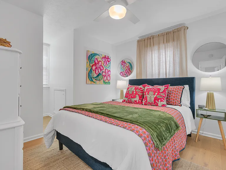 213 Landwood Ave — Photo 20