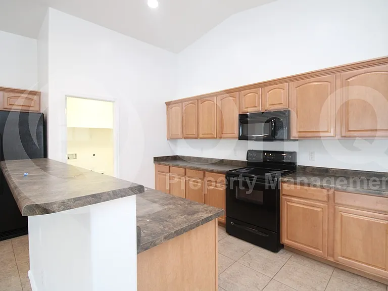 29654 W Weldon Ave — Photo 5