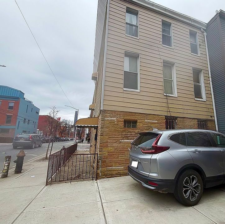 2nd image of 124 2nd St APT 1