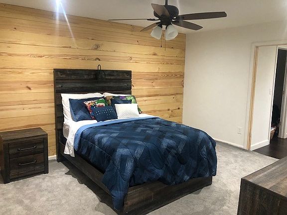 3rd image of 1 Holly Oak Dr