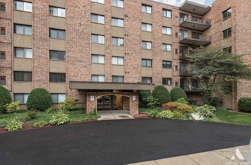 1st image of 1702 Mill St APT 406