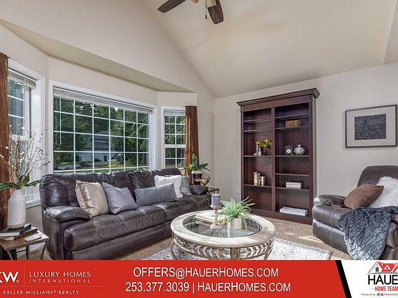 5th image of 4618 83rd Ave NW
