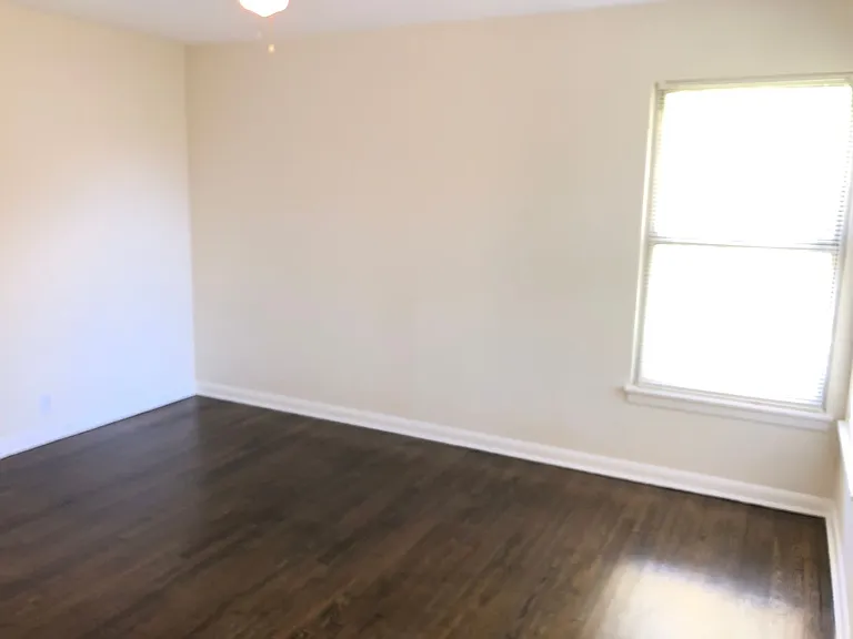 210 Laddie Pl — Photo 6