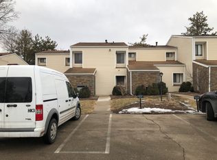 107 Sheridan Springs Rd #4, Lake Geneva, WI 53147