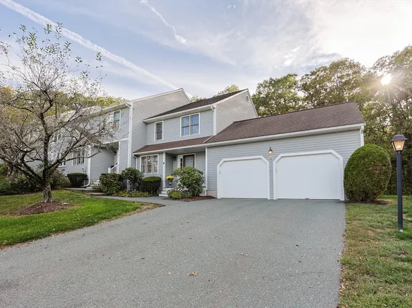 16 Lombardi Cir Unit 16, Milford, MA 01757