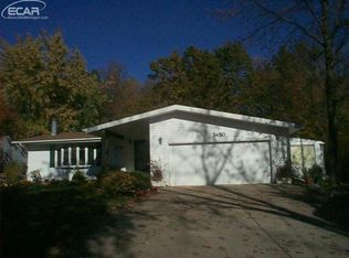 3450 Four Lakes Ave, Linden, MI 48451