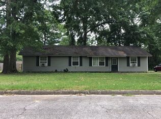 402 Cedar Trl, Thomasville, GA 31792