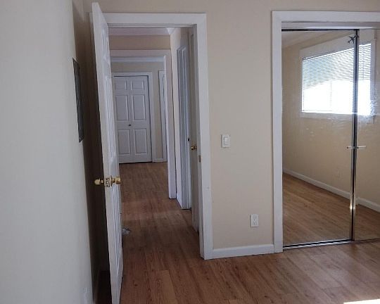 3rd image of 521 S Willard Ave #6