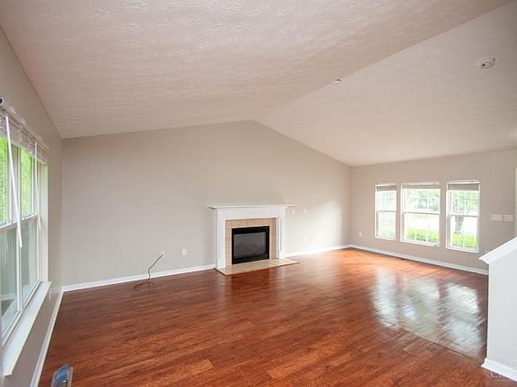 5th image of 6076 Weber Oaks Dr