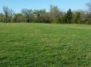 N Main St, Cornersville, TN 37047