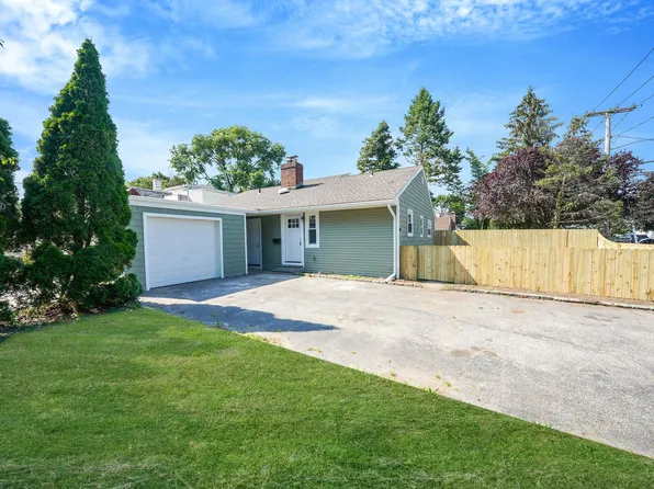 2164 Grove Street, Baldwin, NY 11510