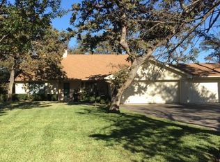 146 Blackfoot Trl, Lake Kiowa, TX 76240