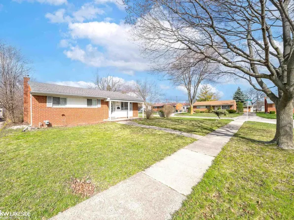 2006 Parliament Dr, Sterling Heights, MI 48310