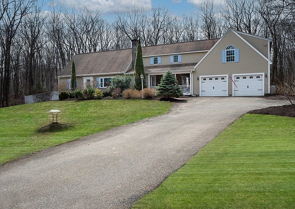 1st image of 4 Rollingwoods Rd