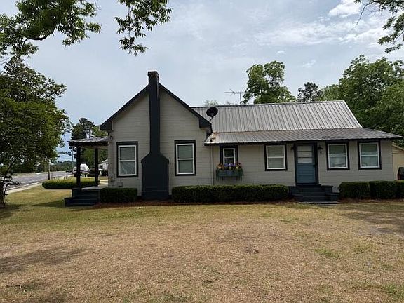 3rd image of 312 S Parler Ave