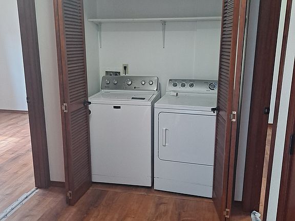 4th image of 726 S Hatch St #726