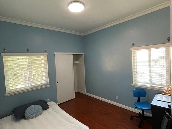 4th image of 37 Blackbird Ln