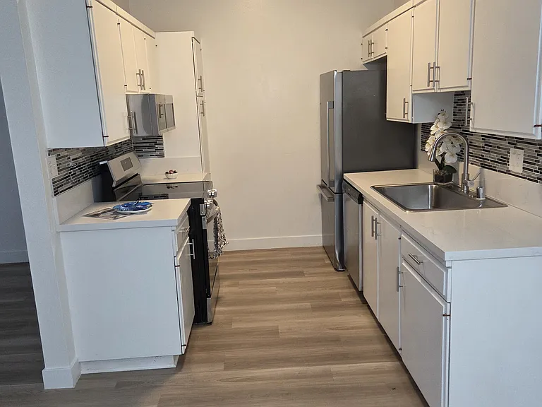 Ocean Villas Apartments — Photo 8
