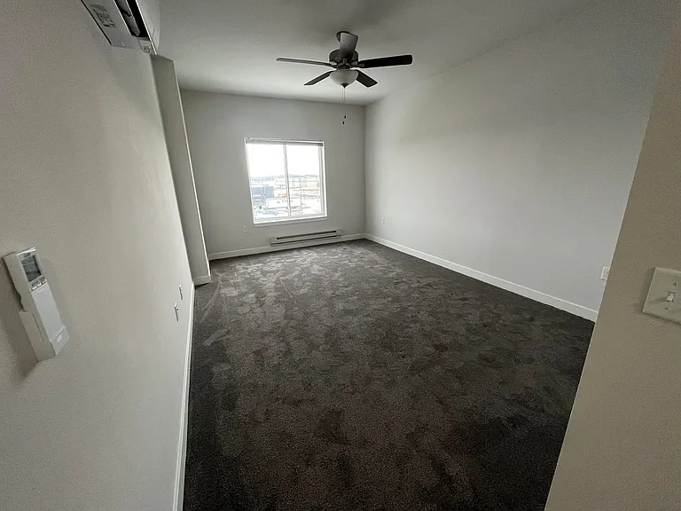Cottage Grove Commons: Gaston — Photo 32