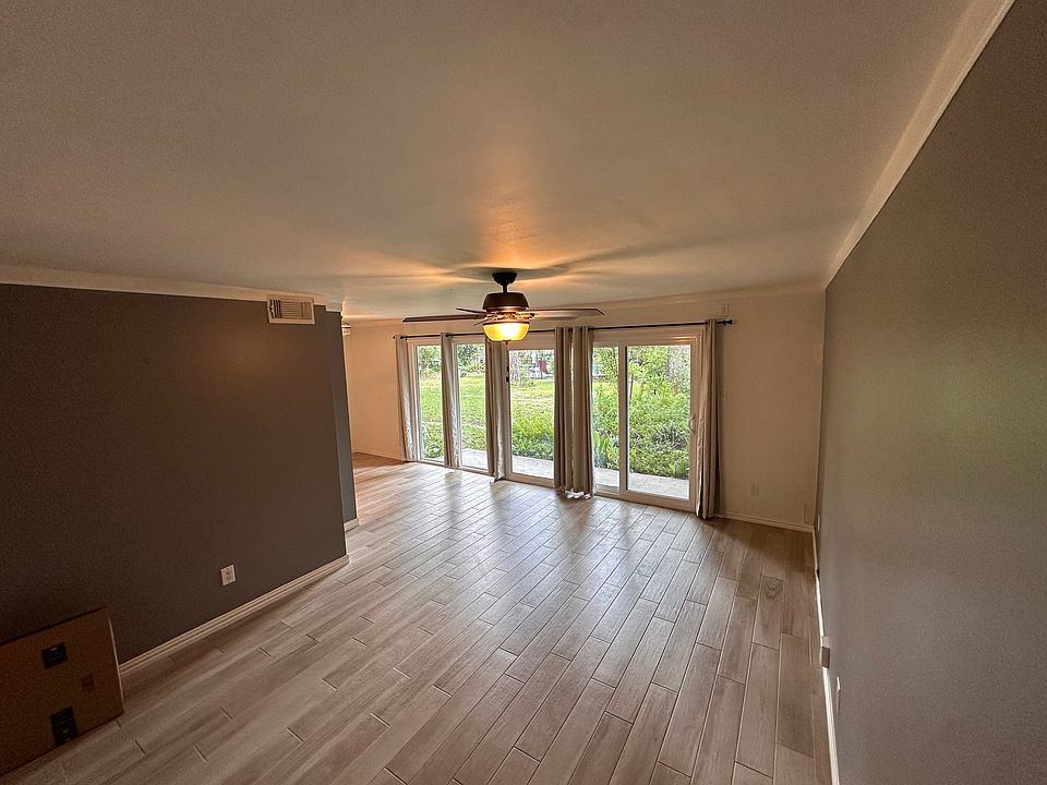 1st image of 8211 Katy Fwy APT 28