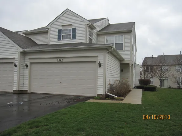 2847 Vernal Ln, Naperville, IL 60564