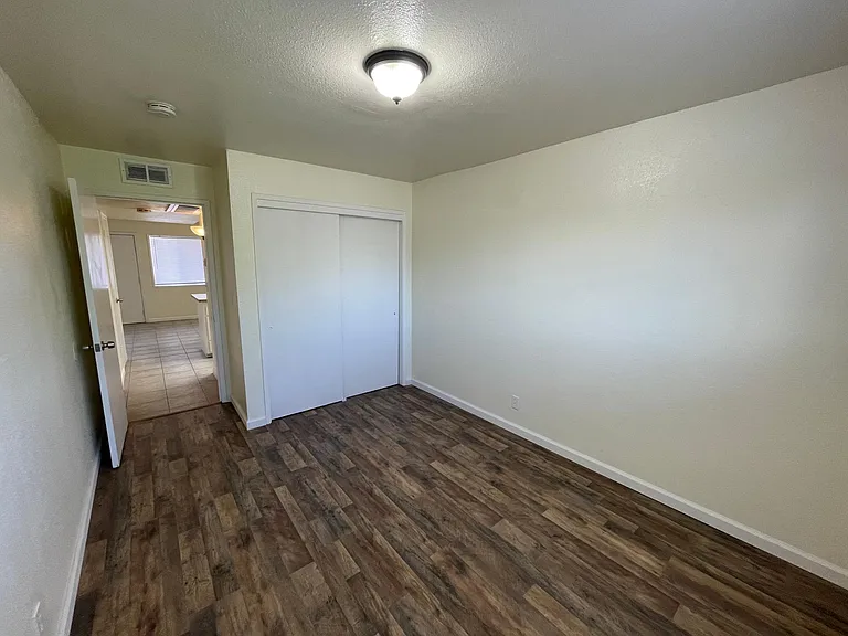 2067 E Shaw Ave #A TO P — Photo 9