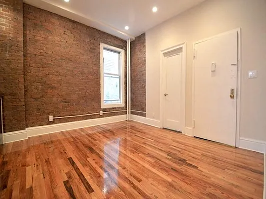 Rented by Citi Habitats | media 34