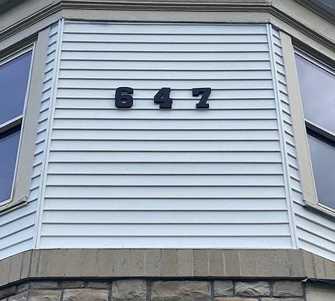 3rd image of 647 E Buchtel Ave APT 6