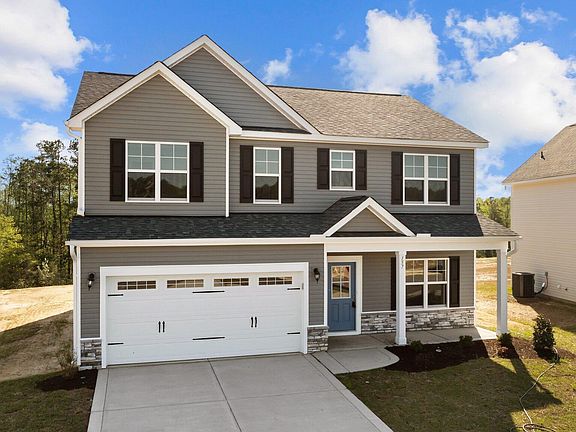 3rd image of 157 London Dr