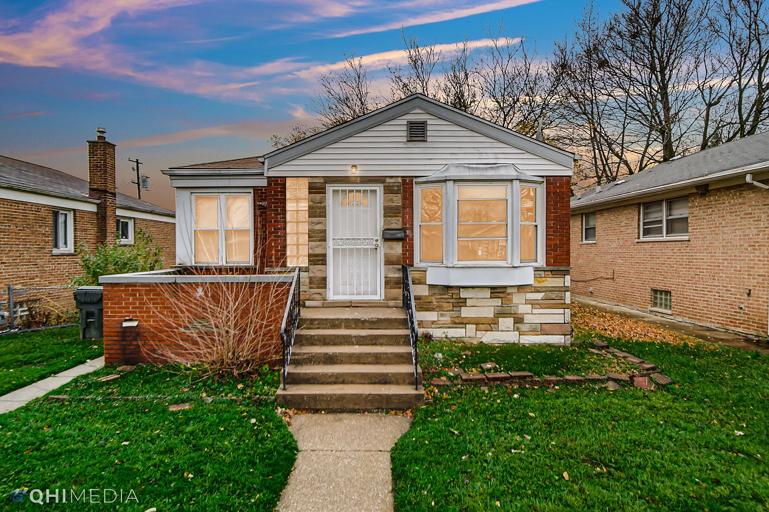 14220 Minerva Ave photo 1