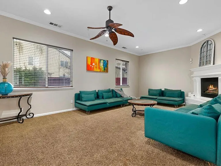 2090 Wisteria Pl — Photo 13