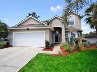 5715 Rainbow Lake Dr N, Jacksonville, FL 32258