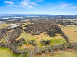 880 Gray Rd, Rutledge, TN 37861